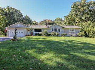 15 Bradford St, North Andover, MA 01845