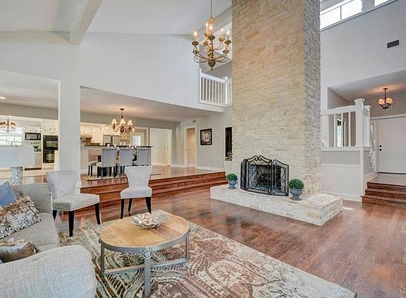 3rd image of 6216 Indian Canyon Dr