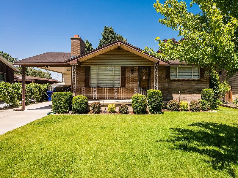1st image of 1721 E Hillrise Cir