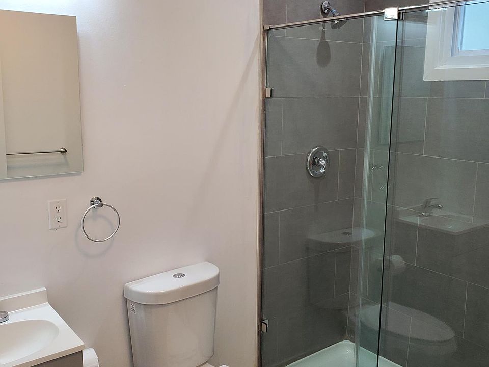 2nd image of 4827 A St #2