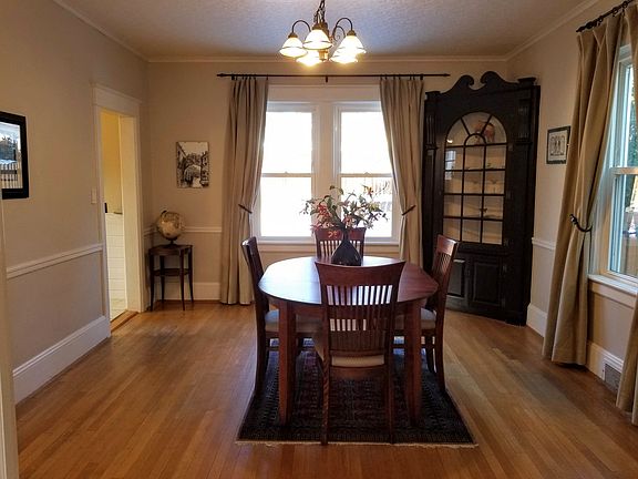 Built-in china cabinet