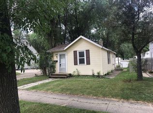 1118 Cherry St, Grand Forks, ND 58201