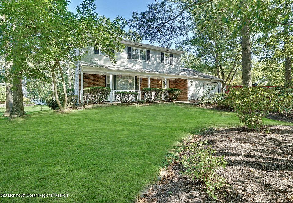 1st image of 956 Fairview Dr