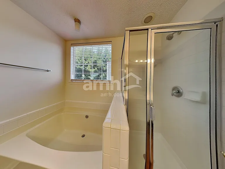 14701 Pomerol Ln — Photo 13