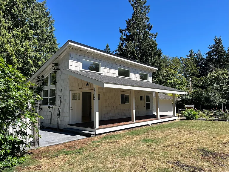 8113 Sand Dollar Ln — Photo 3