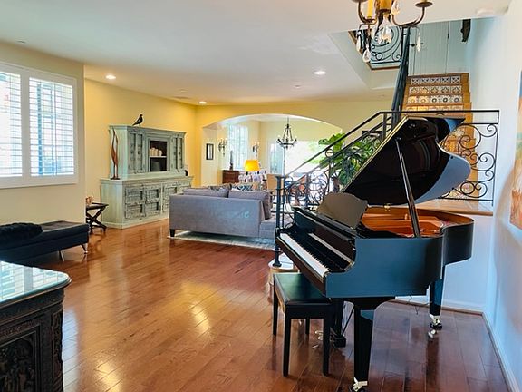 Foyer Entrance by the Piano