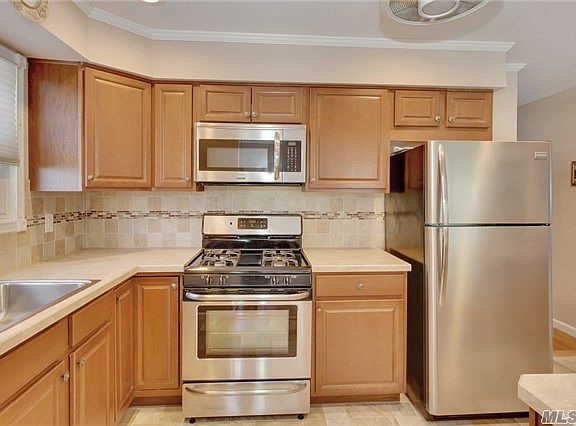 5th image of 557 Fire Island Ave