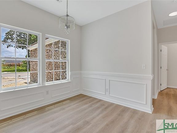 4th image of 132 King Street