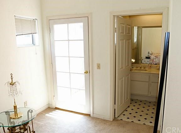 4th image of 611 E Olive Ave #3