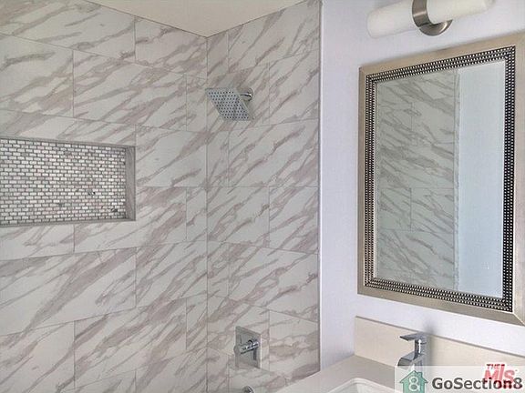 3rd image of 1549 W 224th St APT 102