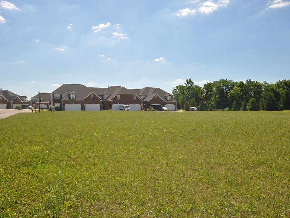 1st image of 827 Ellis Park Dr