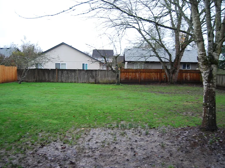 408 Pinehurst Dr — Photo 3
