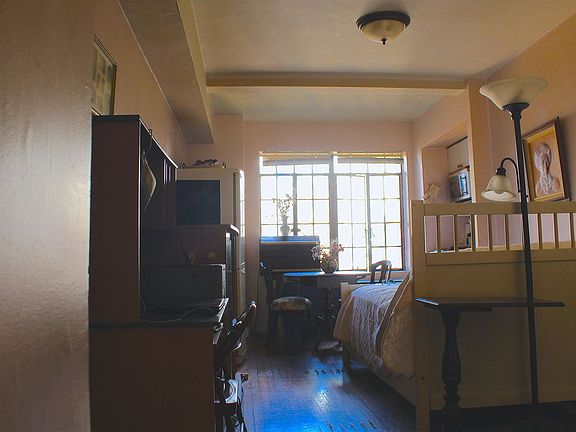 4th image of 5 Tudor City Pl APT 1508
