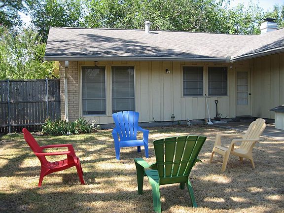 4th image of 2210 Flat Creek Dr