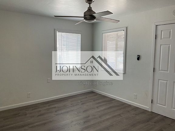 3rd image of 214 W Carlton Way