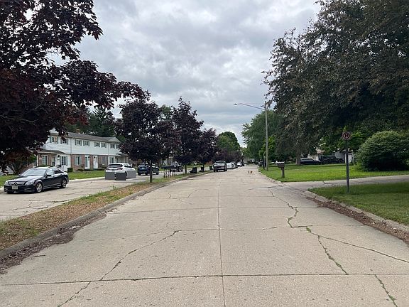 4th image of 3515 Southgate Dr