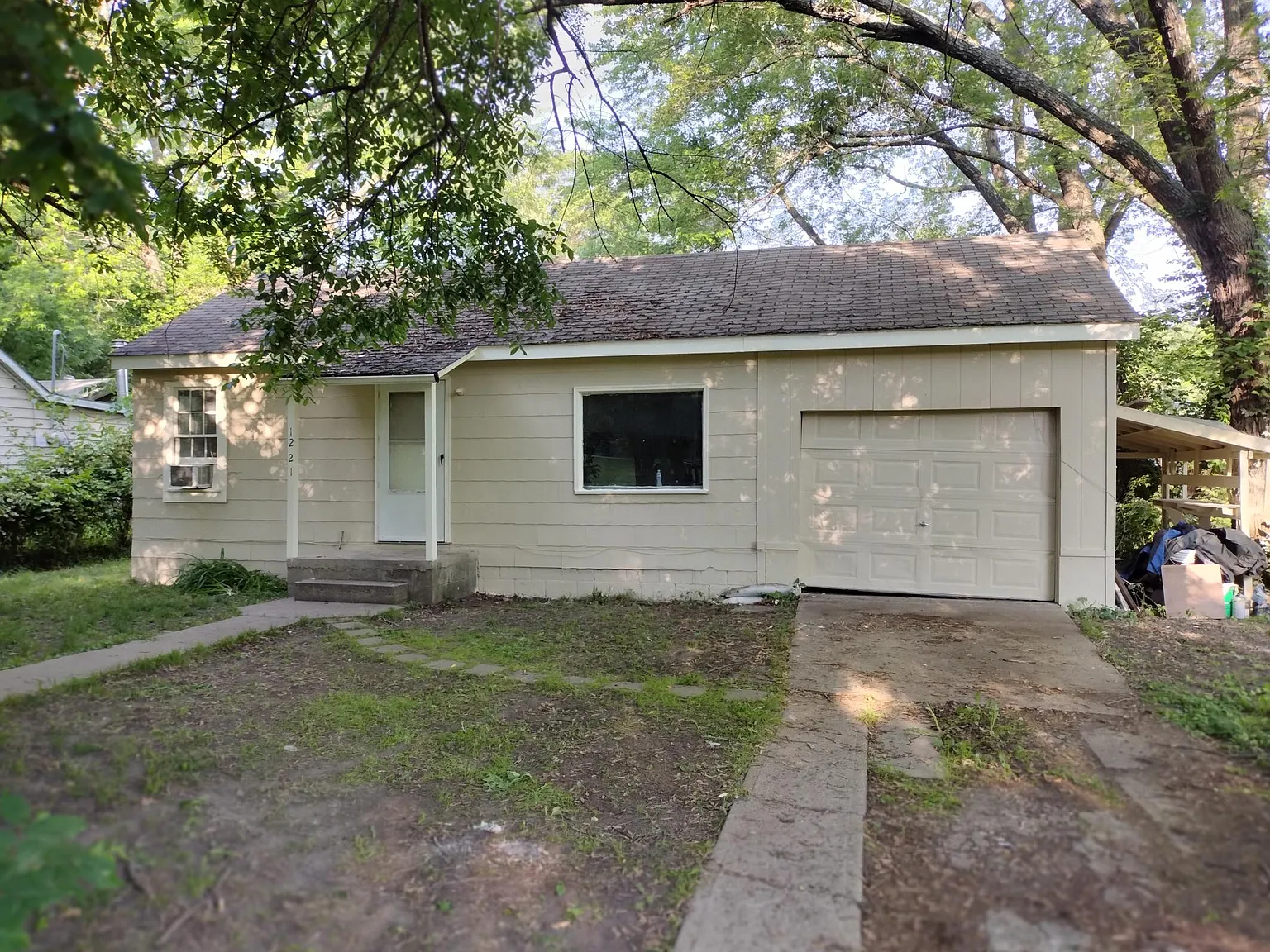 2 bed, 560 sqft, $1,550 — Photo 1