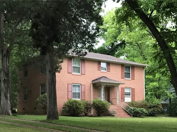 112 Henry St, Chester, SC 29706