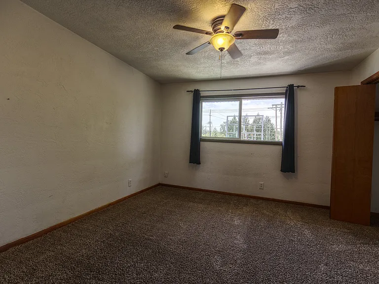 1180 Fairmount Ave S — Photo 17