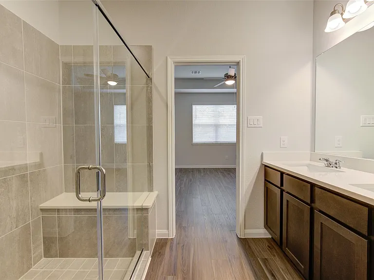 3706 Windswept Dr — Photo 31
