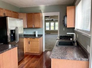 622 Monroe Ave, Racine, WI 53405