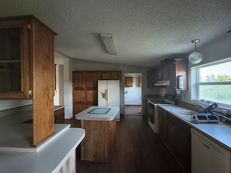 4735 E County Road 74 — Photo 10