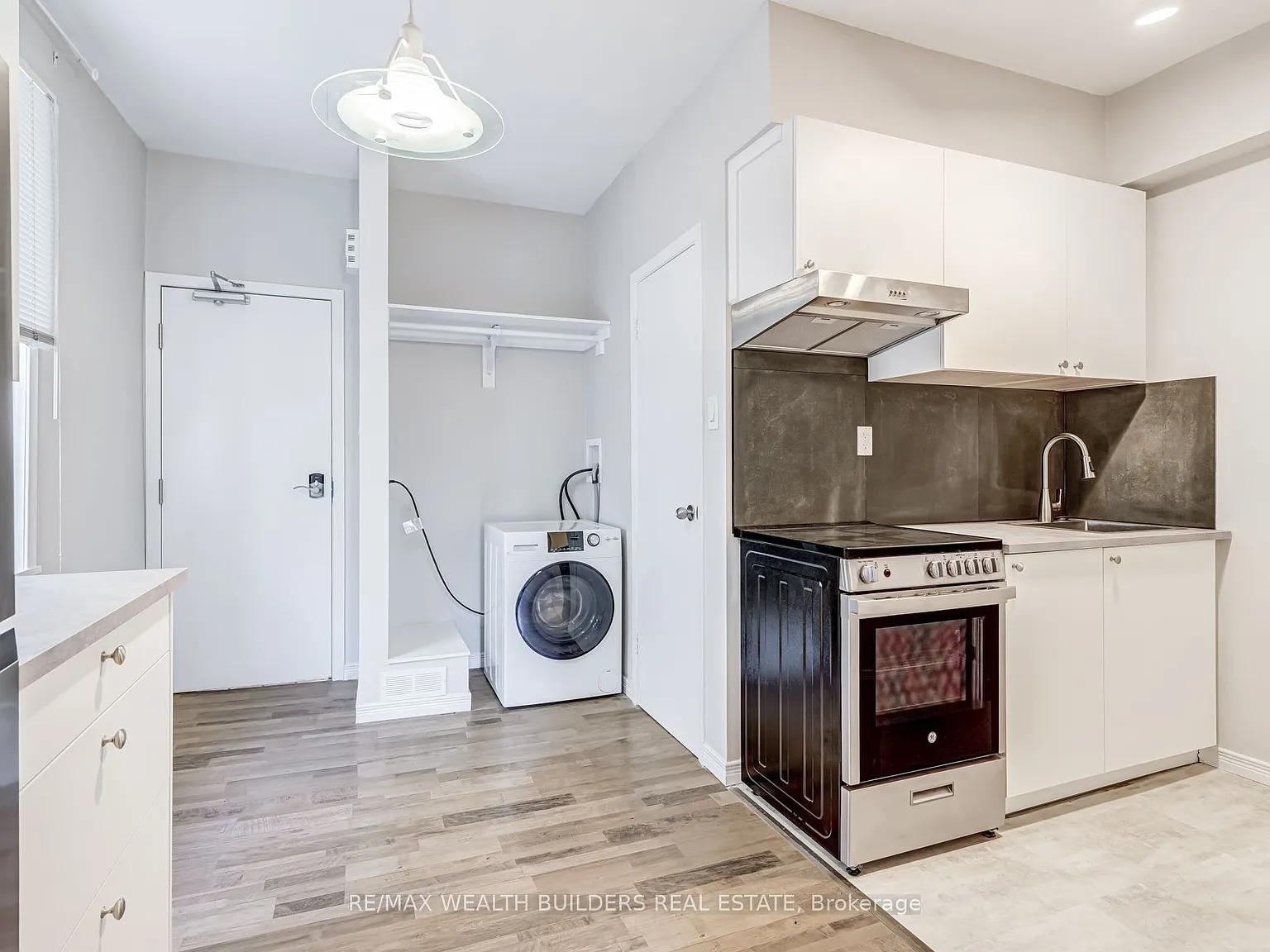 1 bed, $2,000 — Photo 3