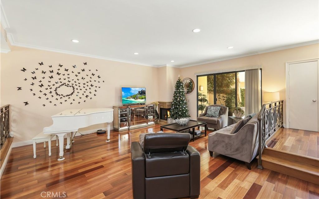 2235 Century Hl, Los Angeles, CA - View 2