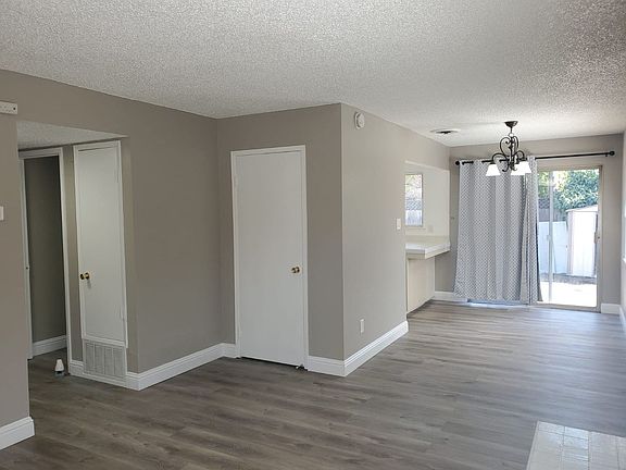 5th image of 5901 S Land Park Dr #5867