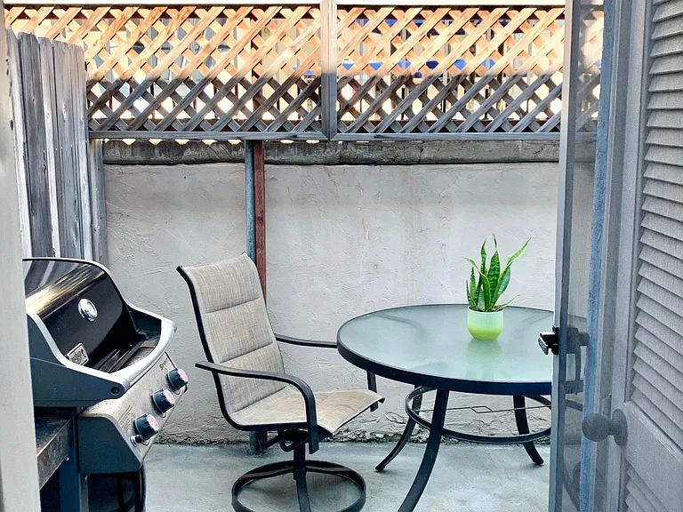 1833 Hornblend St #3 — Photo 6