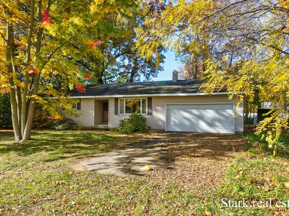 275 S 8th Ave, Fruitport, MI 49415