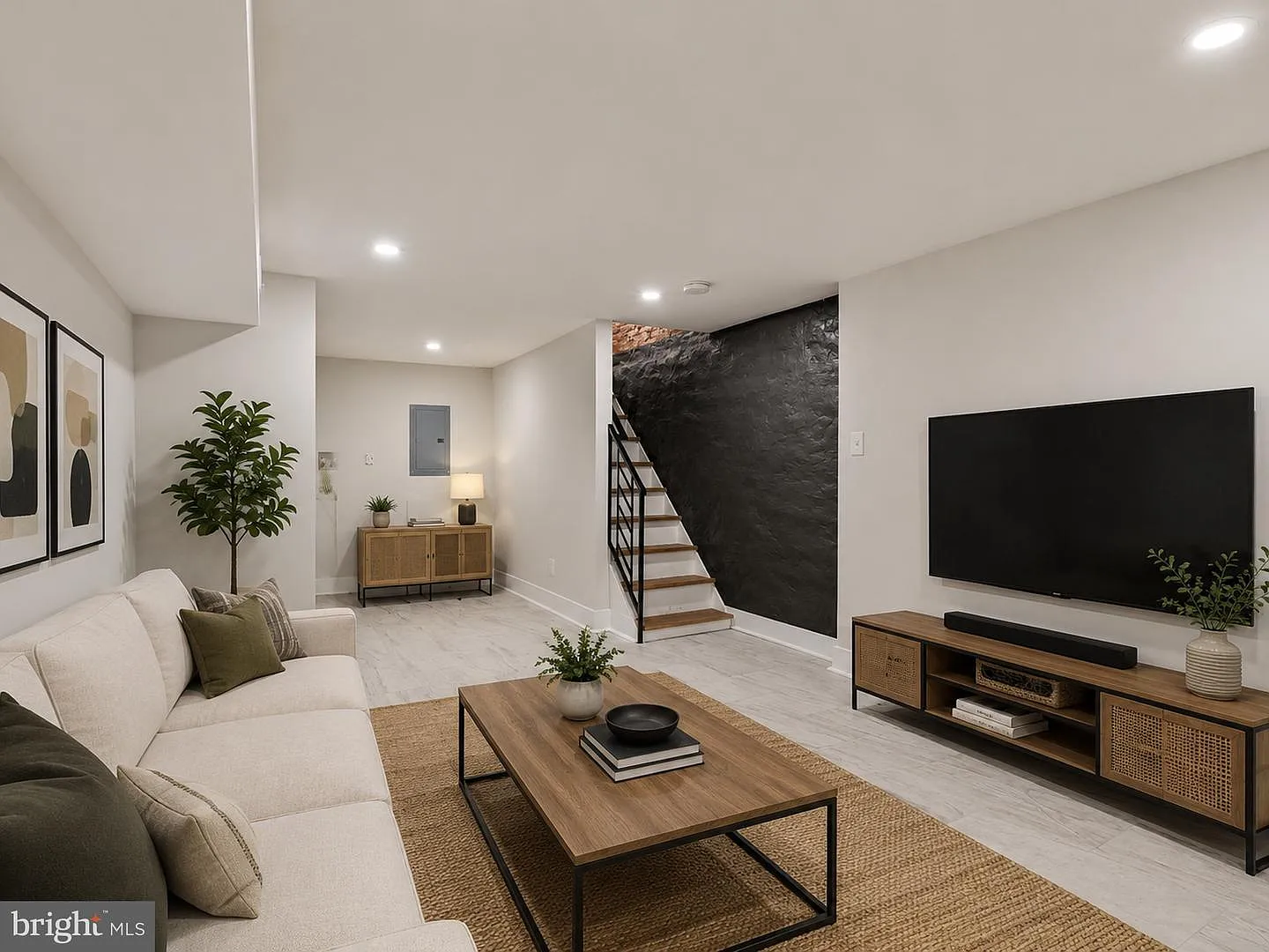 2 bed, 1150 sqft, $2,350 — Photo 2