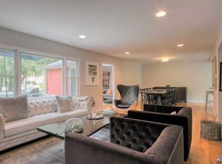 59 Buff Rd, Tenafly, NJ 07670