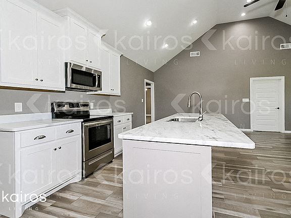4th image of 119 White Water Ln