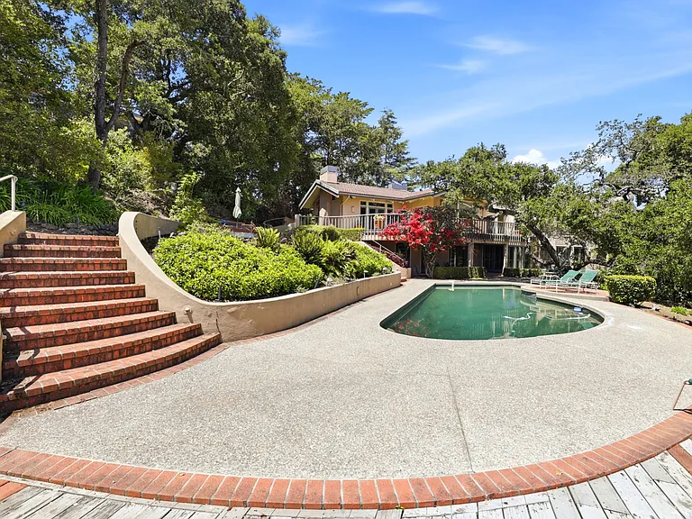 3187 Alexis Dr — Photo 31