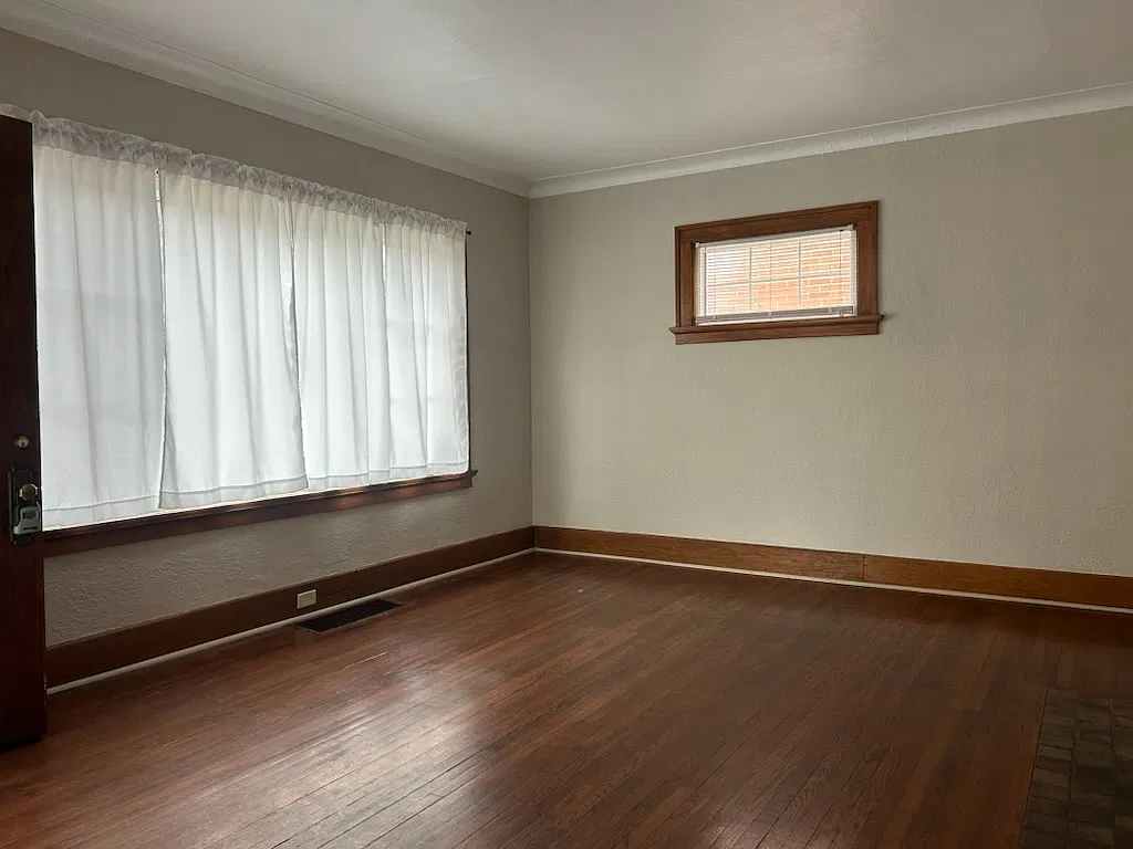2 bed, 996 sqft, $995 — Photo 3