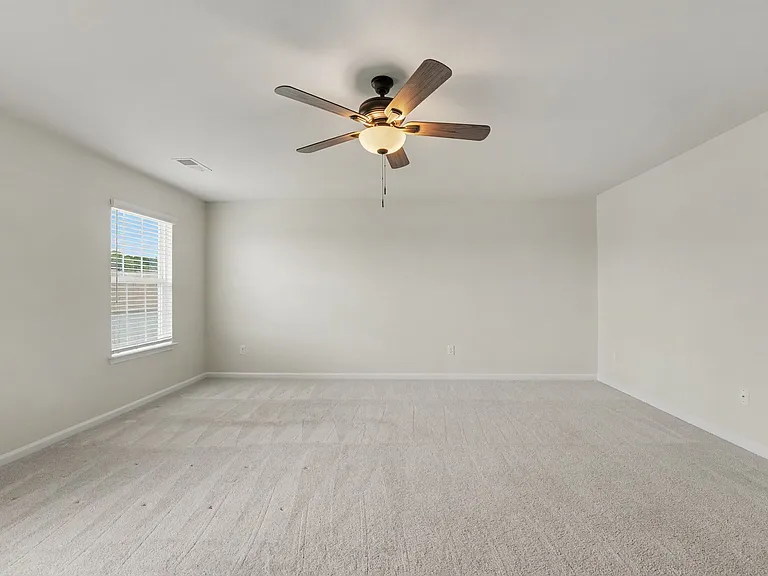 214 Kennerly Center Dr — Photo 11
