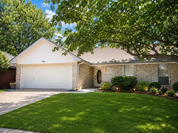 289 Casie Ct, Denton, TX 76207