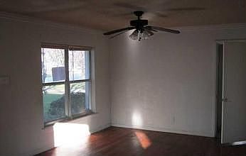 2nd image of 2126 Centerville Rd