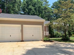 2957 Lake Shore Rd S, Denver, NC 28037