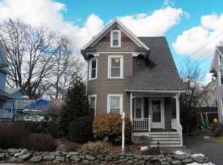 107 Trowbridge Pl, Naugatuck, CT 06770