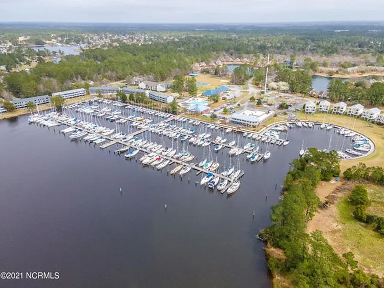 6119 Harbourside Dr — Photo 17