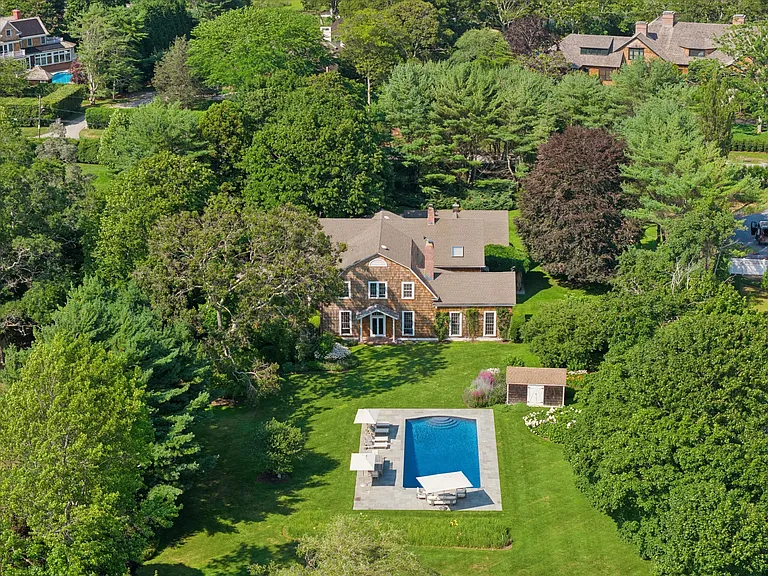 5 Shinnecock Rd — Photo 31