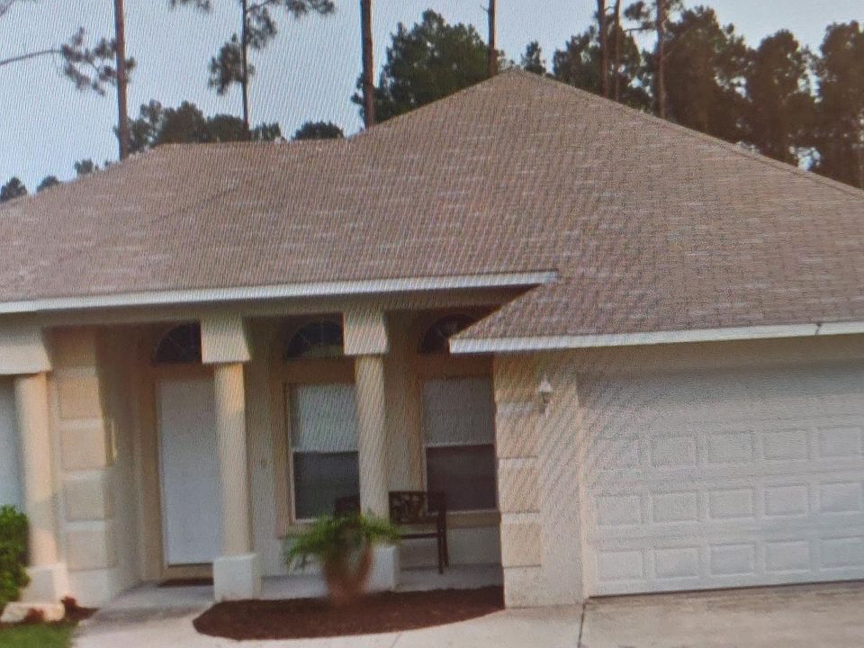 1st image of 7 Reindeer Ln