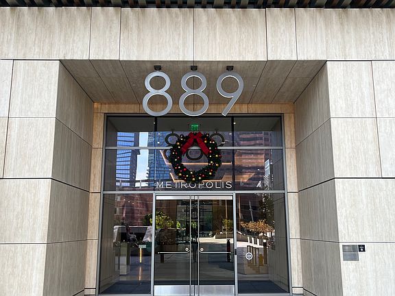 3rd image of 889 Francisco St Unit 701