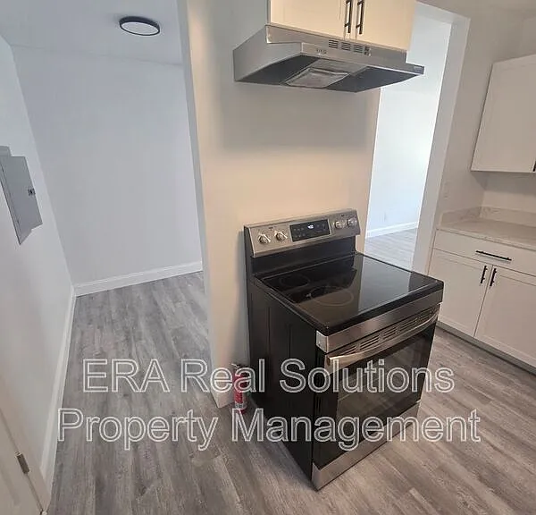 1265 Elderwood Ave — Photo 12