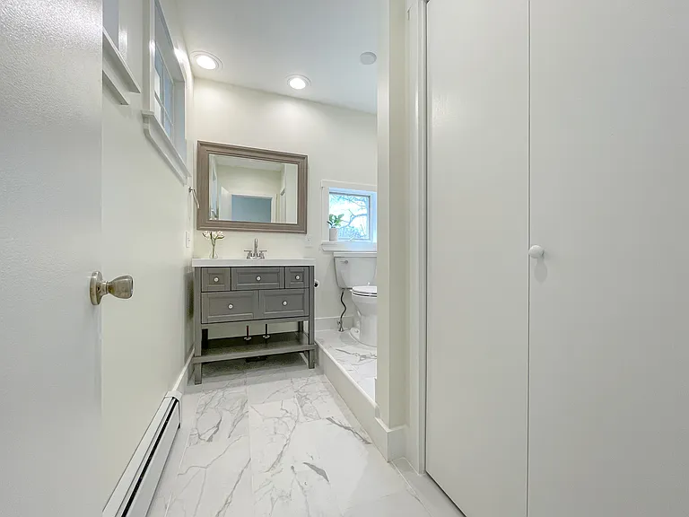 300 Preble St #R — Photo 29
