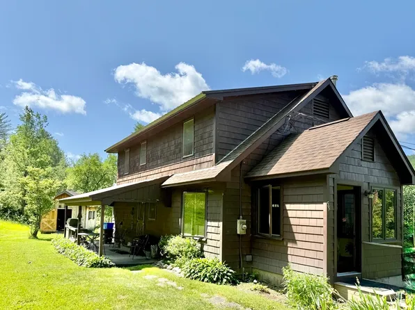 55 Orcutt Hill Rd, Buckland, MA 01338