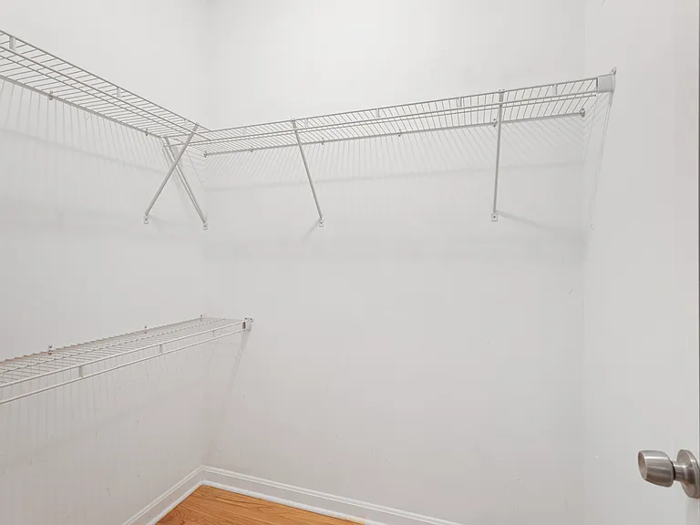 2014 W Superior St #1 — Photo 10