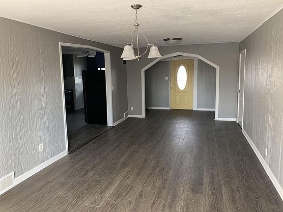 5th image of 9200 Eastern Ave